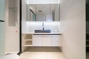 Book and Bed - SML Center