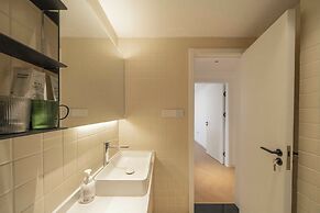 Book and Bed - SML Center