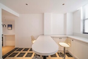 Book and Bed - SML Center