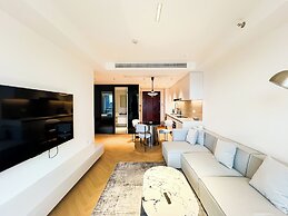 Book and Bed - SML Center