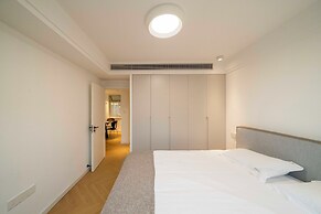 Book and Bed - SML Center