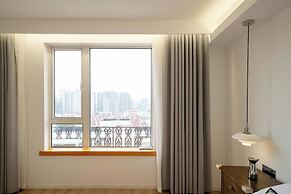 Book and Bed - SML Center