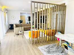 1677 Mayfair Apartment