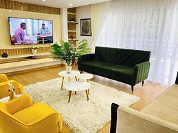 1677 Mayfair Apartment