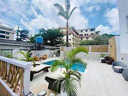 1677 Mayfair Apartment