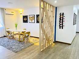 1677 Mayfair Apartment