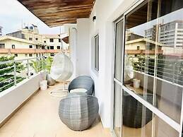 1677 Mayfair Apartment