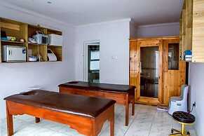 TAJ SUITES