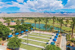 Desert Fairway Oasis
