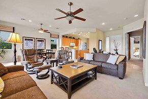 Desert Fairway Oasis