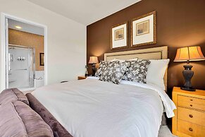 Desert Fairway Oasis