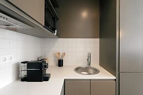 Bom Sucesso Executive Flat 5 3 by Feel Porto