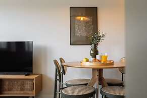 Bom Sucesso Executive Flat 5 3 by Feel Porto