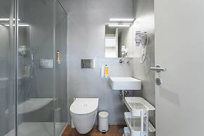Bom Sucesso Executive Flat 5 1 by Feel Porto
