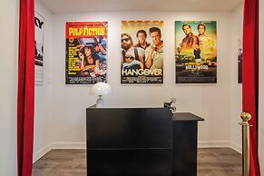 Theatre Hotel by Lodgo