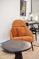 Theatre Hotel by Lodgo