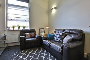 Student Only Dean Clarke Lofts