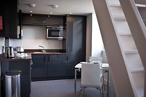 Student Only Dean Clarke Lofts