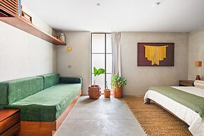 ALMA Surf Lodge
