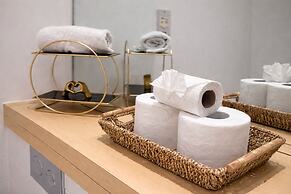 Flat - Sleeps 4 - Parking - Balcony - Pet Friendly