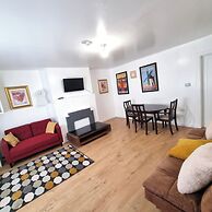 Forge Lane Cozy Apartment