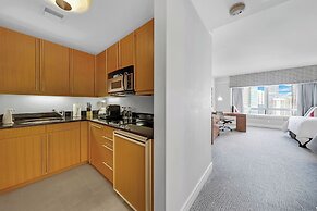 Four Seasons Studio Kitchen