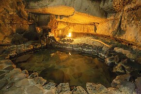 The Lighthouse Seaside Inn