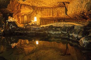 The Lighthouse Seaside Inn