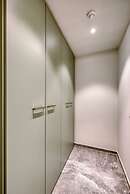 Official Mercury Suites With Rooftop Pool Access