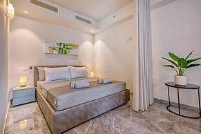 Official Mercury Suites With Rooftop Pool Access
