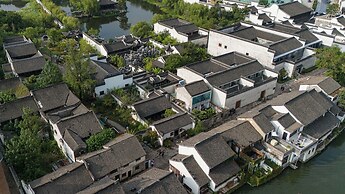 Jiangnanfu Bed and Breakfast