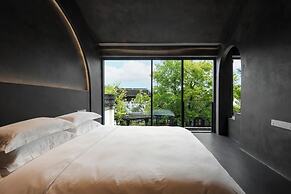 Jiangnanfu Bed and Breakfast