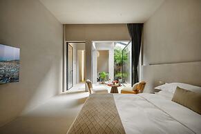 Jiangnanfu Bed and Breakfast
