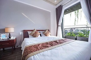 The Shine Hotel & Apartment