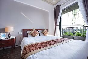 The Shine Hotel & Apartment