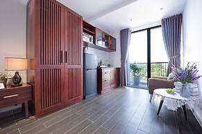 The Shine Hotel & Apartment