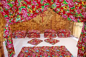 Xuegu Xinfu Guest House