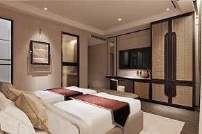 Manevi Premier Hotel