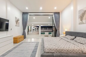 4BR Pool Villa Bar BBQ Near Beach V239