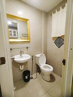 Kandi Suites 2BR with private Jacuzzi