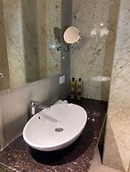 8fold by LaRiSa, Basti