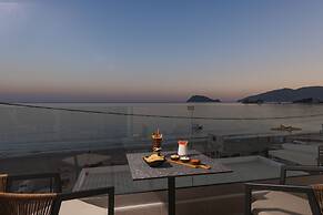 Horizon Apartments - Beachfront Luxury