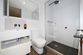 Trendy 2-bedroom Stay in Melbourne CBD