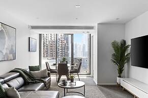 A Modern 2BR Apt With City Views, Free Parking