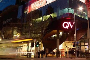 A Chic 2BR Apt Right Next to Melbourne Central