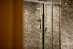 2BR R&F Phase2, CIQ R&F Mall, Free Parking