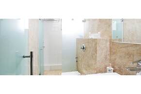 Hotel Sunland