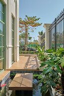Luxury 4 bedroom Solar Villa