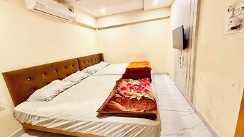 Hotel Apple Stay - near Main Temple