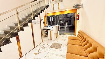 Hotel Apple Stay - near Main Temple